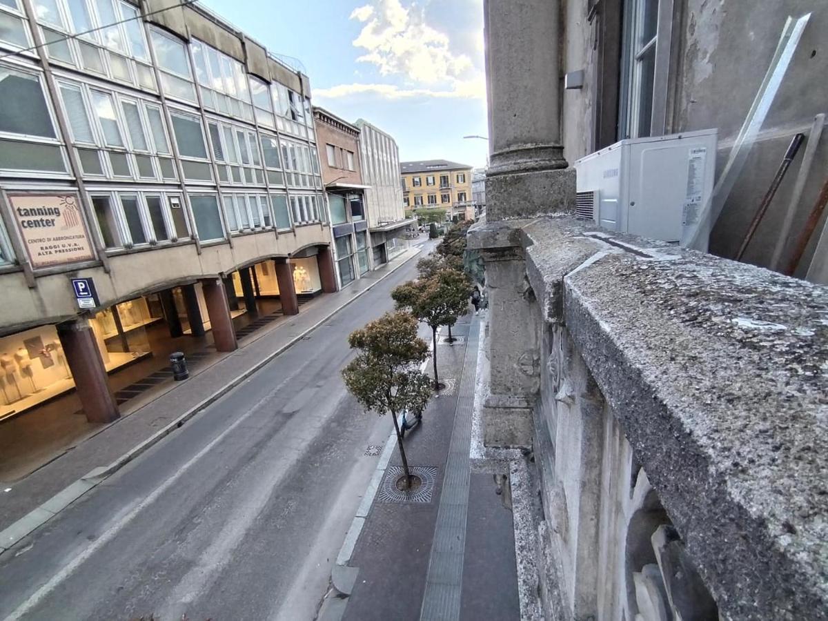 Loft Via Morosini Centro Varese - Ixihome Εξωτερικό φωτογραφία